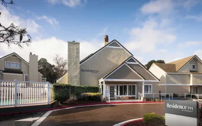Photo 2 - Residence Inn by Marriott San Francisco Airport/ San Mateo