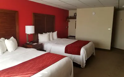 Photo 4 - Ramada by Wyndham Downtown Spokane