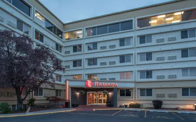 Photo 2 - Ramada by Wyndham Downtown Spokane