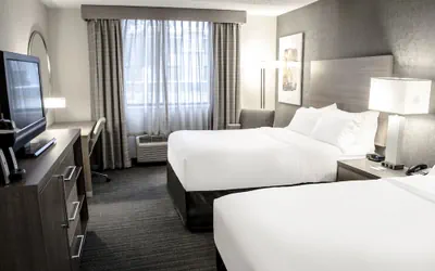 Photo 5 - Holiday Inn Fargo by IHG