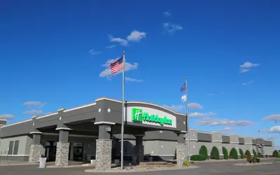 Photo 2 - Holiday Inn Fargo by IHG