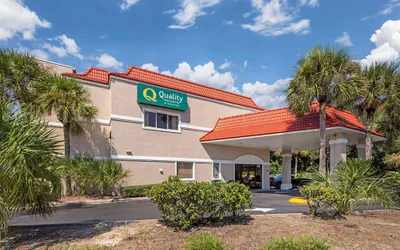 Photo 2 - Quality Inn & Suites St Augustine Beach Area