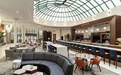 Photo 5 - Hilton Long Island/Huntington