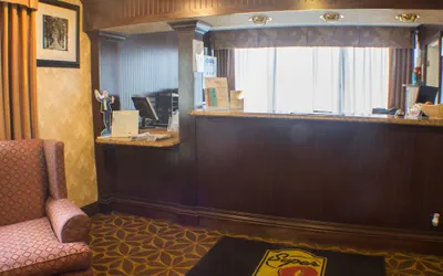 Photo 4 - Econo Lodge Erie near Casino