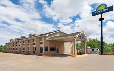Photo 2 - Days Inn by Wyndham Ogallala