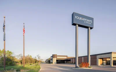 Photo 2 - Four Points by Sheraton Detroit Novi
