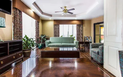 Photo 4 - Quality Inn & Suites Orangeburg