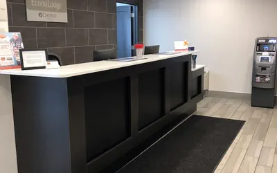 Photo 3 - Travelodge by Wyndham Canton/Livonia Area, MI