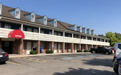 Travelodge by Wyndham Canton/Livonia Area, MI