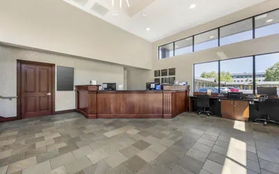 Photo 3 - Best Western New Oregon