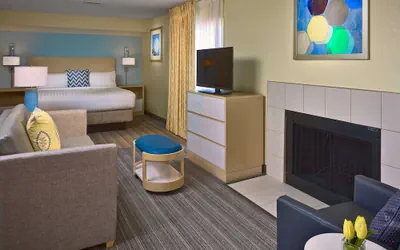 Photo 2 - Sonesta Simply Suites Cleveland Westlake