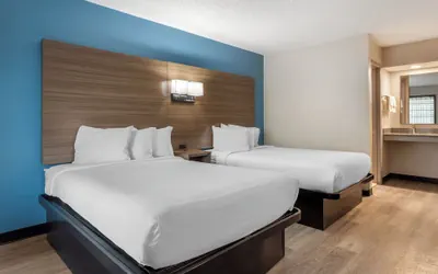 Photo 5 - Days Inn by Wyndham Victoria TX East
