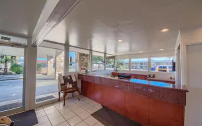 Photo 4 - Americas Best Value Inn Uvalde