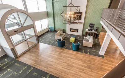Photo 4 - EverSpring Inn & Suites