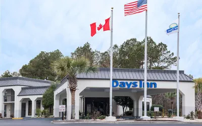 Days Inn by Wyndham Walterboro