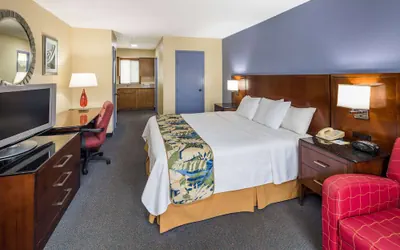 Photo 5 - Days Inn by Wyndham Walterboro