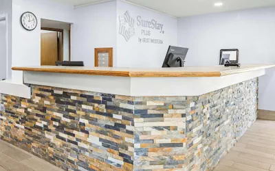 Photo 5 - SureStay Plus by Best Western Beaumont