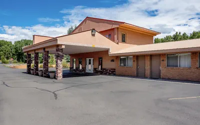 Photo 2 - Rodeway Inn Gunnison - Crested Butte
