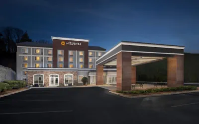 La Quinta Inn & Suites by Wyndham Downtown Asheville