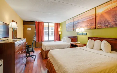 Photo 5 - Days Inn by Wyndham Nashville Saint Thomas West Hospital