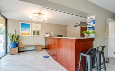 Photo 4 - Days Inn by Wyndham Nashville Saint Thomas West Hospital