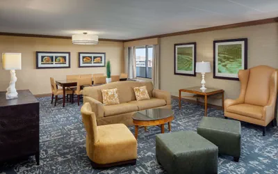 Photo 4 - DoubleTree by Hilton Boston North Shore
