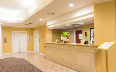 Photo 5 - Oakland Airport Executive Hotel