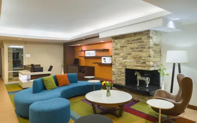 Photo 3 - Best Western Allentown Bethlehem Lehigh Valley Inn & Suites
