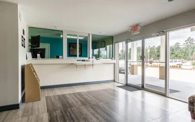 Photo 2 - Scottish Inn and Suites