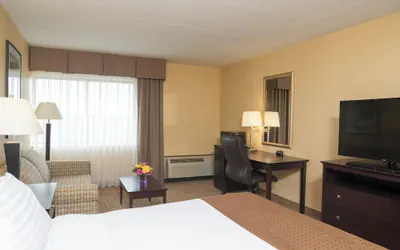 Photo 5 - Holiday Inn Cleveland-S Independence by IHG