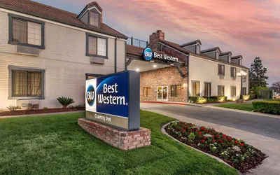 Photo 2 - Best Western Country Inn