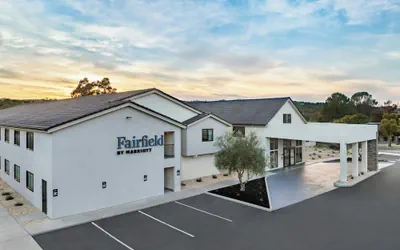 Photo 2 - Fairfield by Marriott Inn & Suites Atascadero Paso Robles