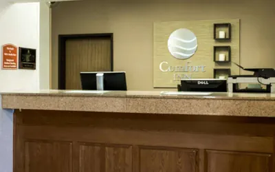 Photo 2 - Comfort Inn Jamestown South