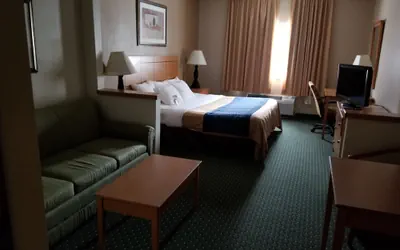 Photo 3 - Comfort Inn Jamestown South