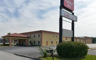 Photo 2 - Red Roof Inn Chambersburg