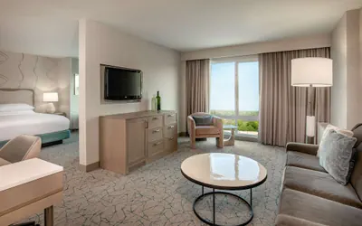 Photo 2 - DoubleTree by Hilton Chicago - North Shore Conference Center