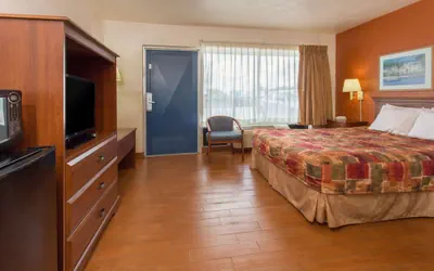 Photo 3 - Knights Inn Arcadia