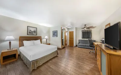 Photo 5 - Best Western Pine Tree Motel