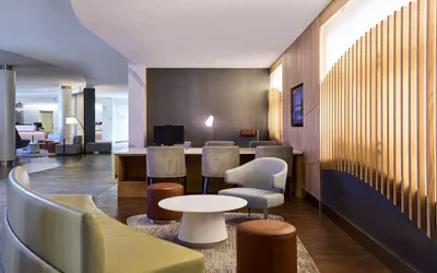 Photo 5 - Washington Dulles Airport Marriott