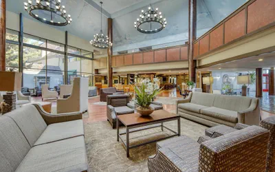 Photo 3 - SureStay Plus Hotel by Best Western Reno Airport