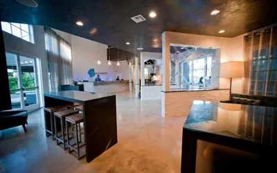 Photo 5 - Hotel Current