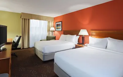 Photo 3 - Holiday Inn Cincinnati-Riverfront by IHG