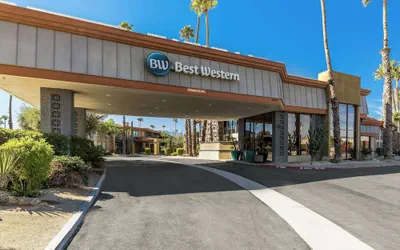 Photo 2 - Best Western Date Tree Hotel