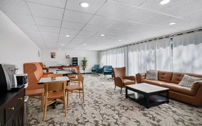 Photo 2 - Baldwin Inn & Suites, SureStay Collection by Best Western