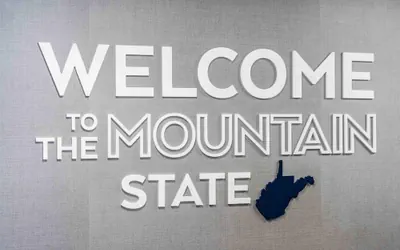 Photo 4 - Hampton Inn Morgantown