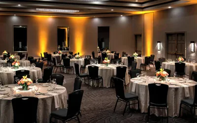 Photo 5 - Marriott Melville Long Island