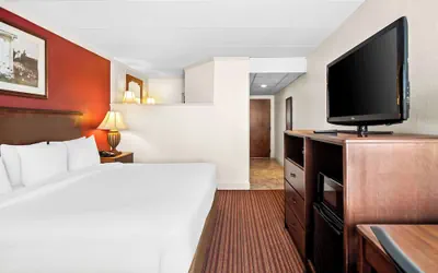Photo 2 - Best Western Merry Manor Inn