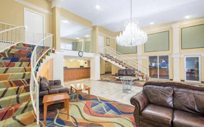Photo 3 - Days Inn by Wyndham Roanoke/Hollins Near I-81