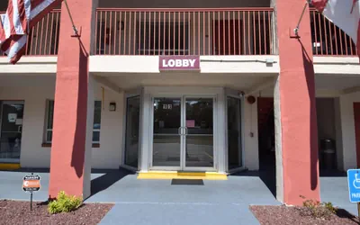 Photo 5 - Knights Inn Oswego