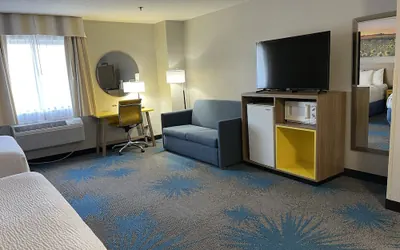 Photo 5 - Days Inn by Wyndham Colby